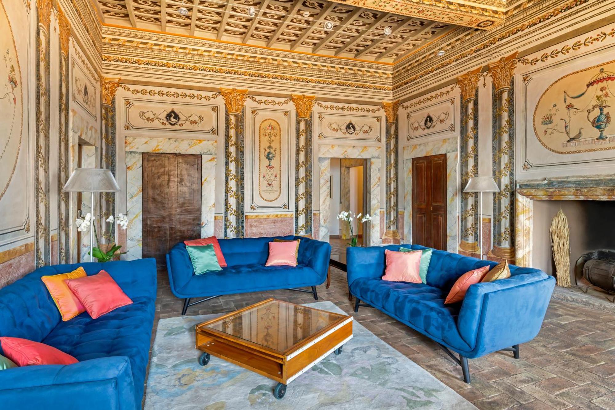卡塔拉尼宫酒店 索里亚诺尼西米诺 外观 照片